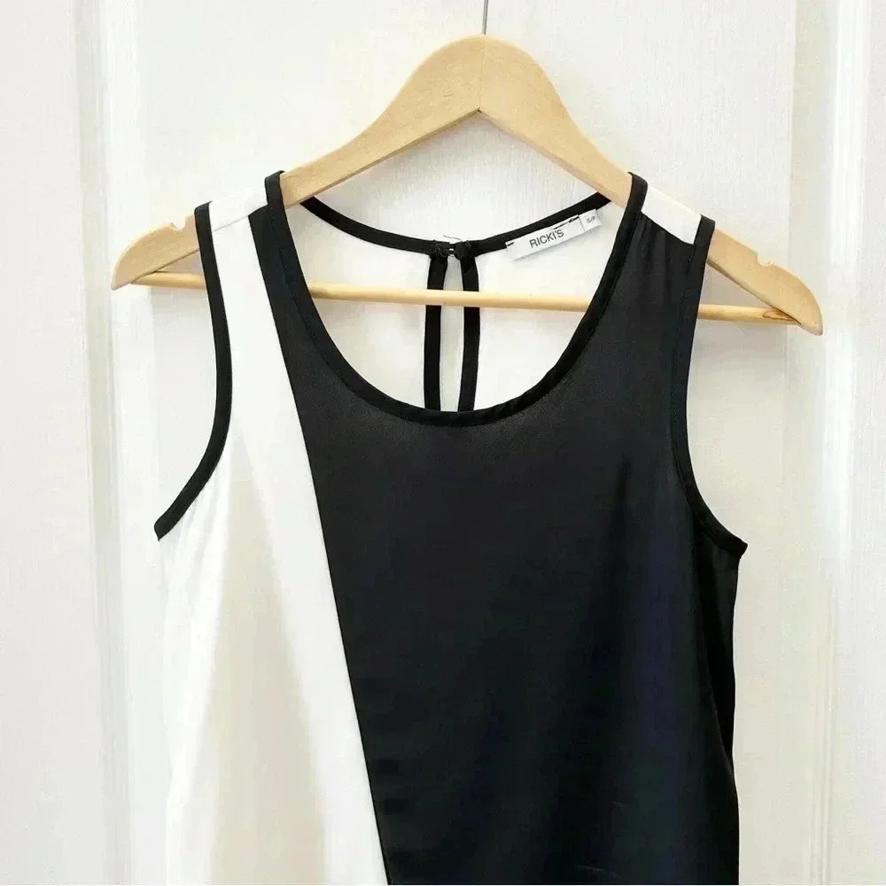 Ricki’s Blouse Sheer Sleeveless Asymmetric Flowy Top Black White Size Small - Picture 4 of 14